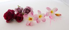 他の写真1: 造花プルメリア＆パープルピンクローズ　ラウンドブーケ・ブトニア・ヘッドパーツセット