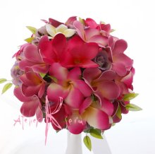 他の写真3: 造花オーダーメイドブーケ　 ラウンド・ブトニア・花冠・リストレット（Pプルメリア＆ミニローズ）