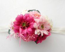 他の写真2: 造花オーダーメイドブーケセット  ラウンド20・ブトニア・ヘッドパーツ＆リストレット・花冠（ピンクガーベラ）