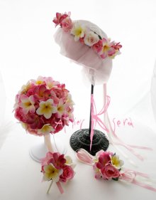 他の写真3: 造花オーダーメイドブーケ　ラウンド・ブトニア・花冠・リストレット（プルメリア＆イングリッシュローズ）
