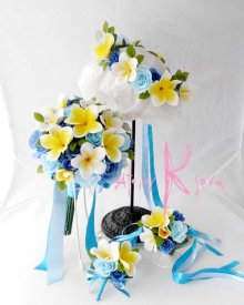 他の写真3: 造花オーダーメイドブーケ  クラッチ20・ブトニア・花冠・リストレット（Wプルメリア＆ブルーローズ）