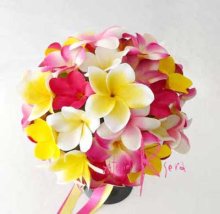 他の写真1: 造花オーダーメイドブーケ  クラッチ22・ブトニア・花冠・（プルメリア7カラフルＭｉｘ）